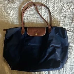 Navy blue large longchamp tote